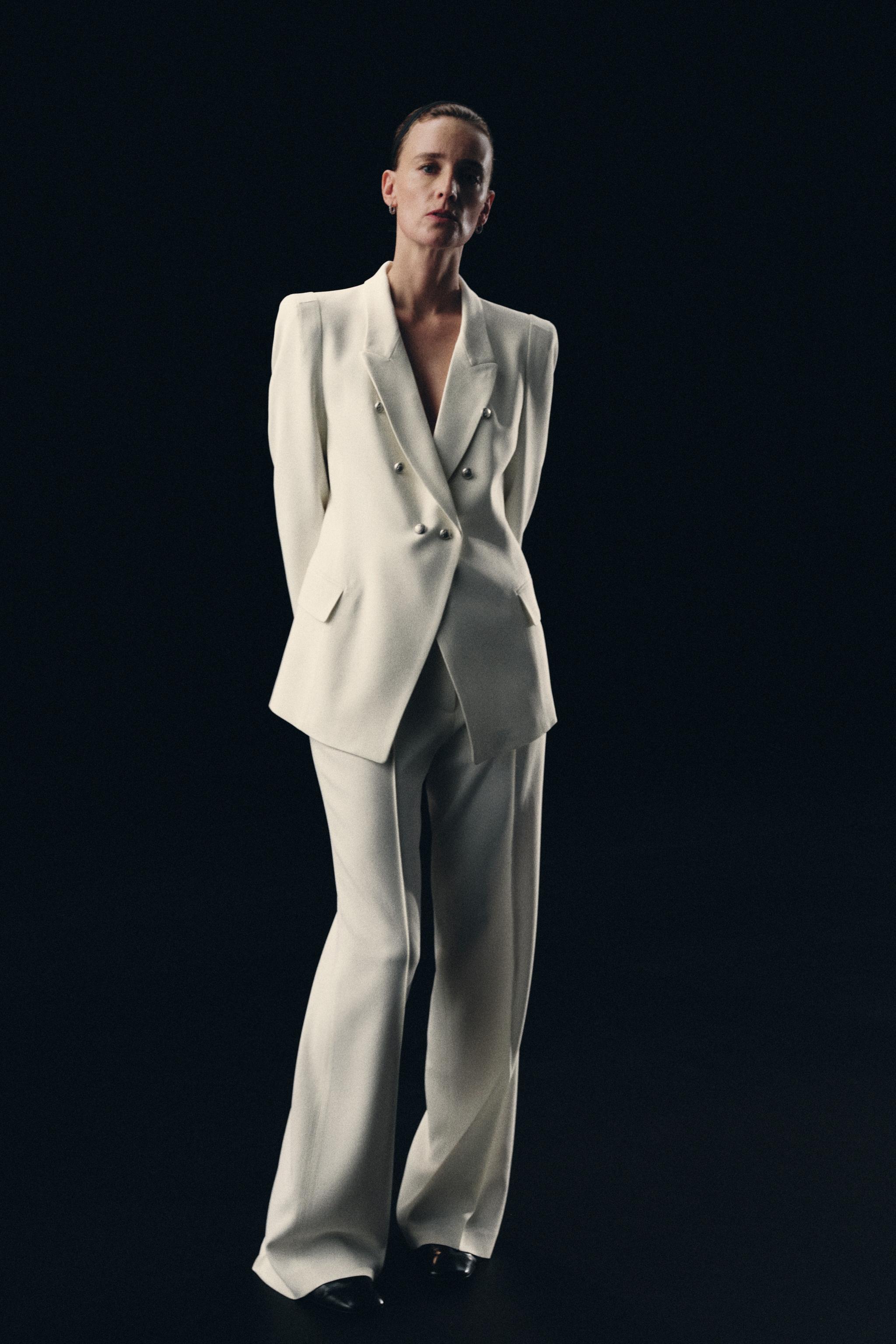 BLAZER À BOUTONNAGE CROISÉ AVEC ÉPAULETTES ZW COLLECTION